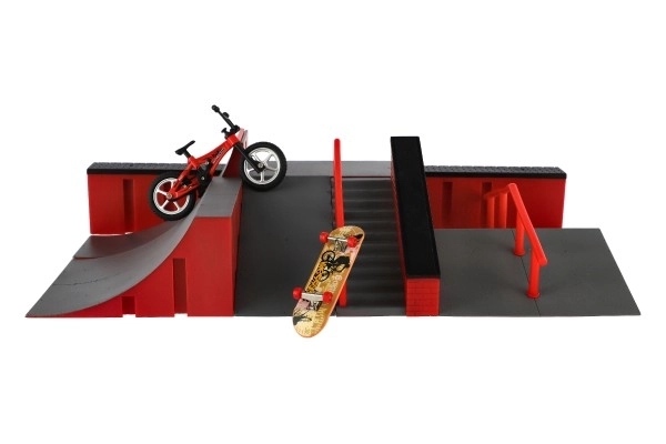 Skatepark - rampy, rower palcowy i deskorolka