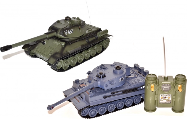 Historyczna bitwa czołgów RC 25 cm