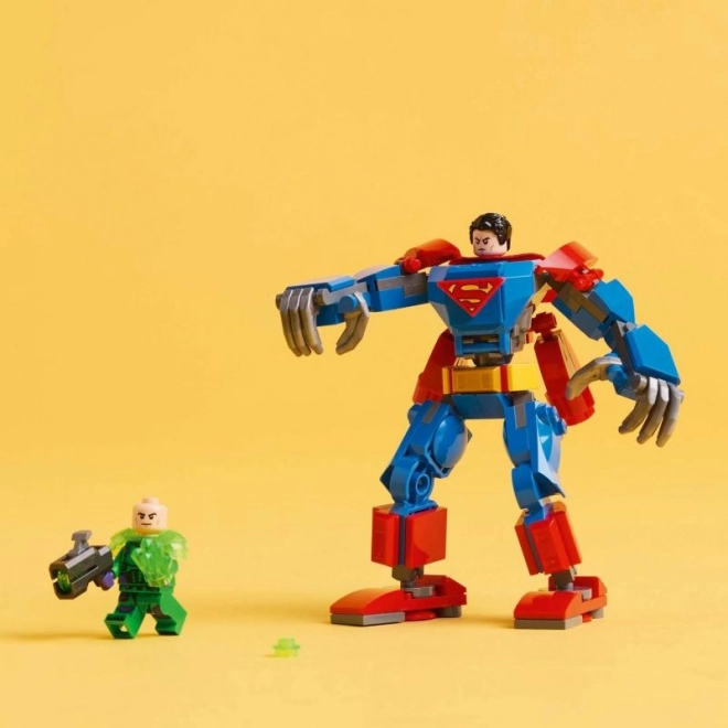 Mech Supermana przeciwko Lex Luthorowi