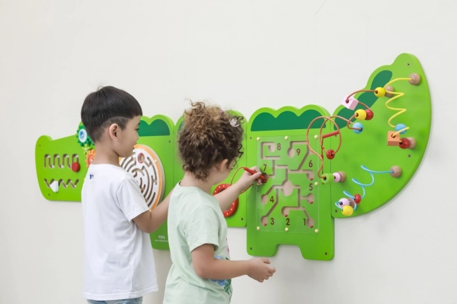 Drewniany panel ścienny Montessori - krokodyl