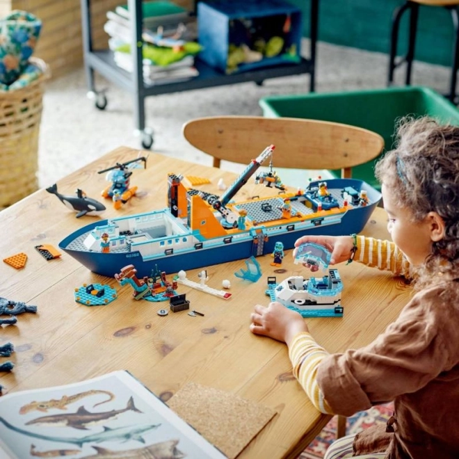 LEGO City statek badaczy Arktyki