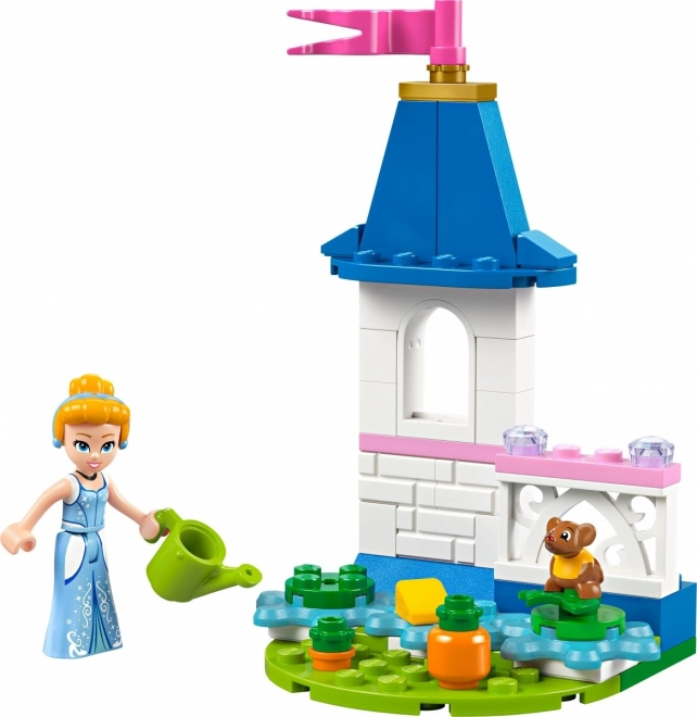 Miniaturowy zamek Kopciuszka od Disney z ogrodem