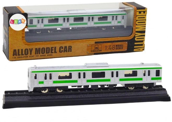 Kolekcjonerski model wagonu kolejowego 1:48 srebrny metalowy