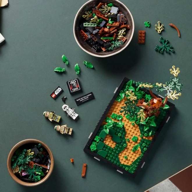 LEGO® Star Wars™ 75353 Pościg na ścigaczach na planecie Endor™ – diorama
