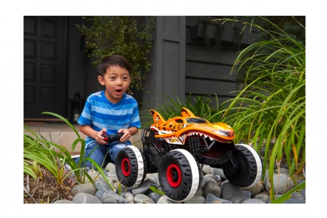 Hot Wheels RC Monster Truck Tygrysi Rekin