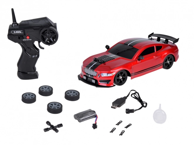 Zabawne auto na zdalne sterowanie z driftującym dymem i oświetleniem LED
