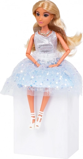 Długie blond włosy do czesania i zaplatania