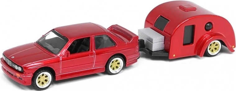 Metalowe nadwozie i wytrzymała konstrukcja