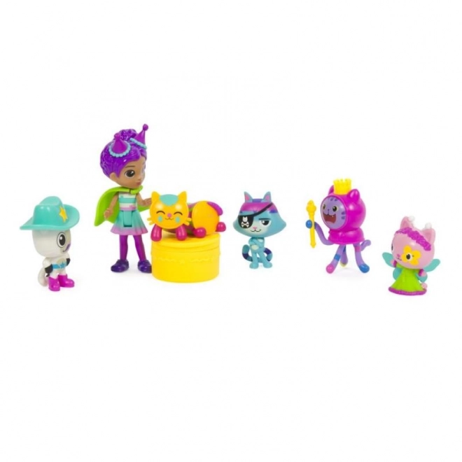 Zestaw upominkowy figurek kolekcjonerskich Magiczny domek Gabiny – Święto