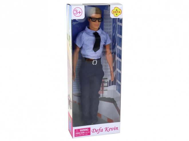Lalka Kevin w Eleganckim Stroju