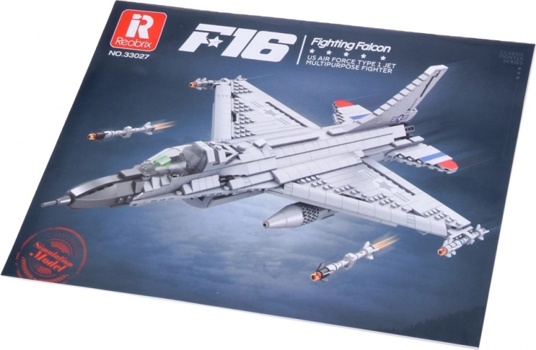 Stojak do ekspozycji i wymienne uzbrojenie