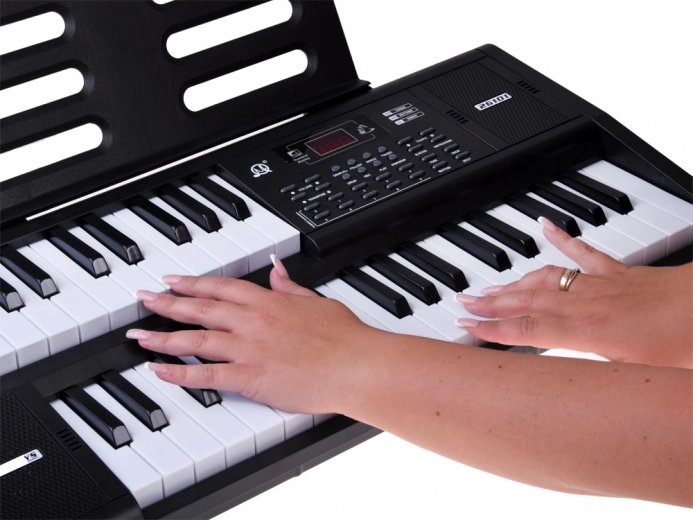 Graj na dwóch instrumentach jednocześnie dzięki funkcji SPLIT