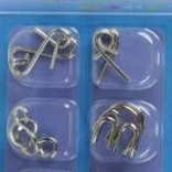 Zestaw sześciu metalowych łamigłówek