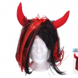 Peruka z diabelskimi rogami