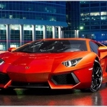 Mozaika diamentowa – czerwony samochód