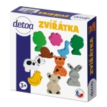 Zestaw drewnianych zwierzątek w pudełku