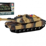 Plastowy czołg 17 cm z napędem ciernym ze światłem i dźwiękiem – 2 kolory (RUI JIA, MILITARY AFFAIRS)