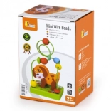 Drewniany labirynt z pieskiem