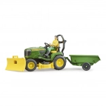 Traktorek ogrodowy JOHN DEERE X949 z figurką ogrodnika BRUDER