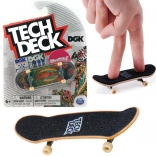 Tech Deck fingerboard DGK Święta Maria + naklejki