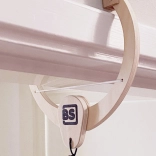 Odbijający piłka do futryny drzwi