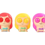 Ściskana laleczka 7 cm – antystresowa zabawka