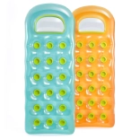 Nadmuchiwana mata z okienkiem na wodę