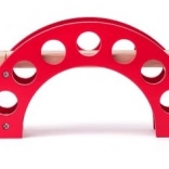 Drewniany most z czerwoną arkadą dla pociągów