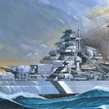 Plastikowy model okrętu liniowego Tirpitz 1:800