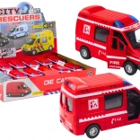 Metalowy wóz strażacki 1:32 z otwieranymi drzwiami, światłami i dźwiękami, czerwony