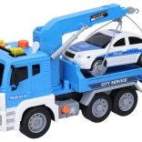 Ciągnik z samochodem i efektami