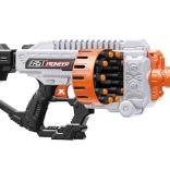 Karabin maszynowy z piankowymi nabojami